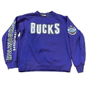 VINTAGE PURPLE MILWAUKEE BUCKS SWEATSHIRT Small vintage bucks crewneck